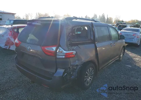 2018 Toyota Sienna Xle Premium 8 Passenger z USA, uszkodzony, nr VIN 5TDYZ3DC7JS955455